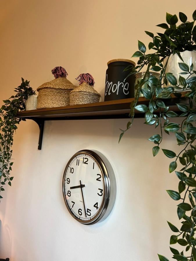 Stylish Apartment 3 Km Away From Duomo - Netflix, Wi-Fi, All Comforts Included Milano Exteriör bild