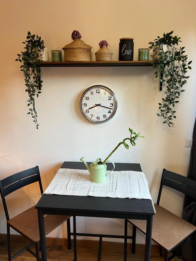 Stylish Apartment 3 Km Away From Duomo - Netflix, Wi-Fi, All Comforts Included Milano Exteriör bild